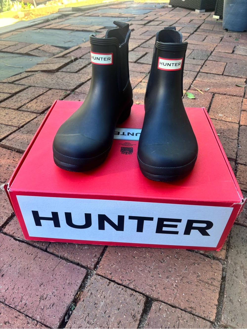 Hunter Black Short Rain Boots with Red-Trim Logo
